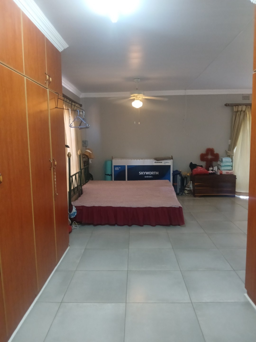 4 Bedroom Property for Sale in El Toro Park Northern Cape
